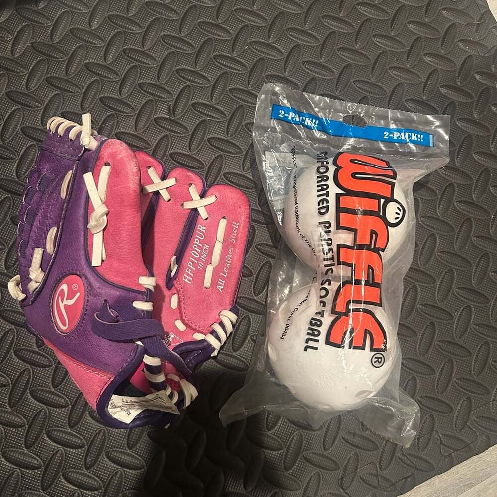 Rawlings 10" Youth Softball Glove Purple/Pink + 2 Wiffle Balls Bundle